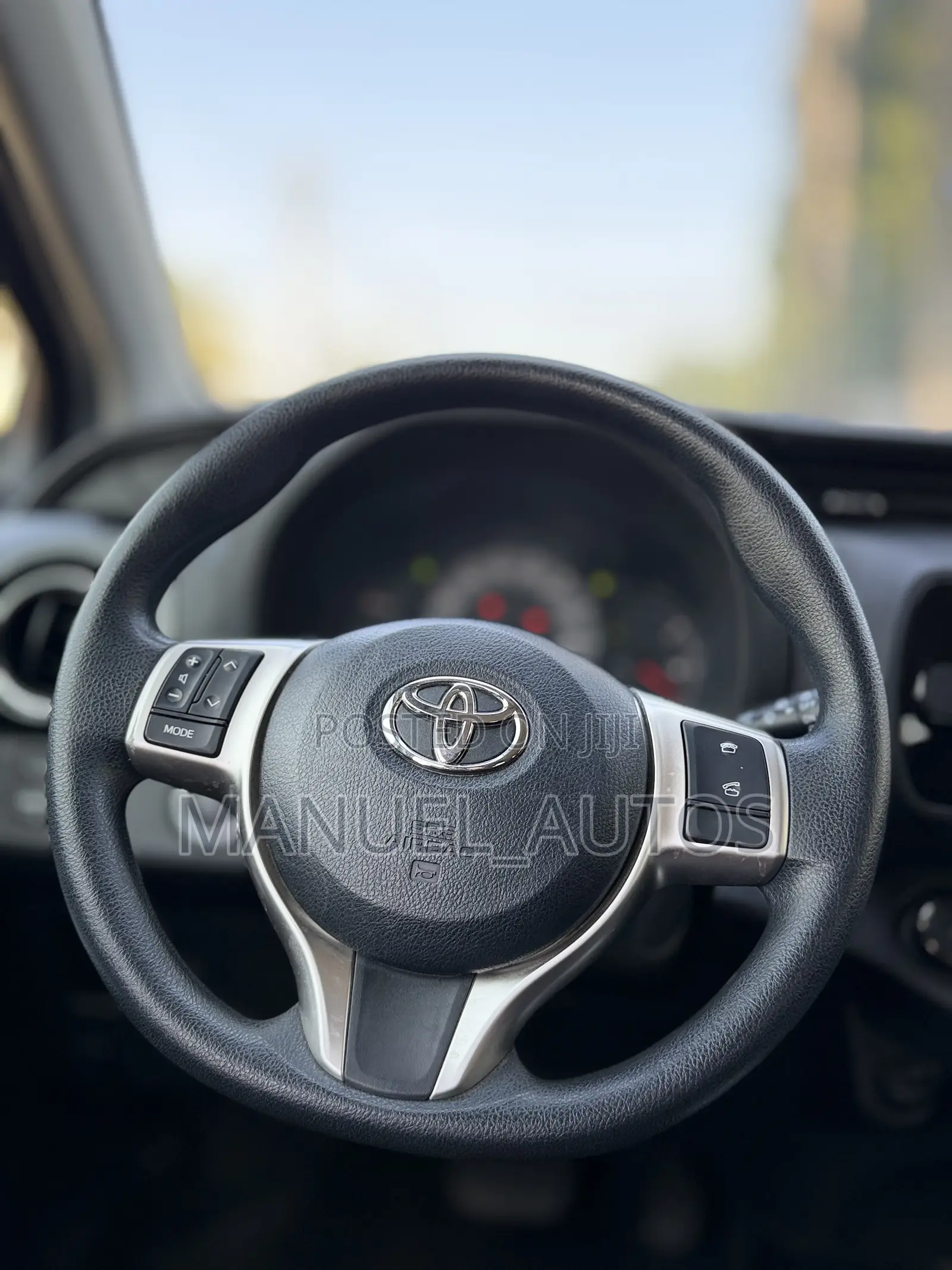 Toyota Vitz 2014 Black
