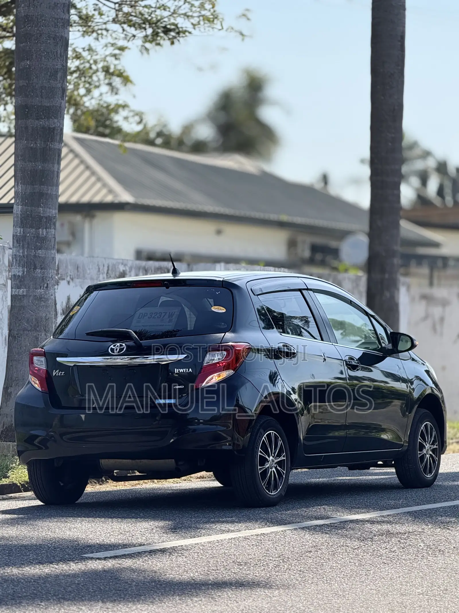 Toyota Vitz 2014 Black