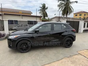 Nissan Kicks SV 2023 Black