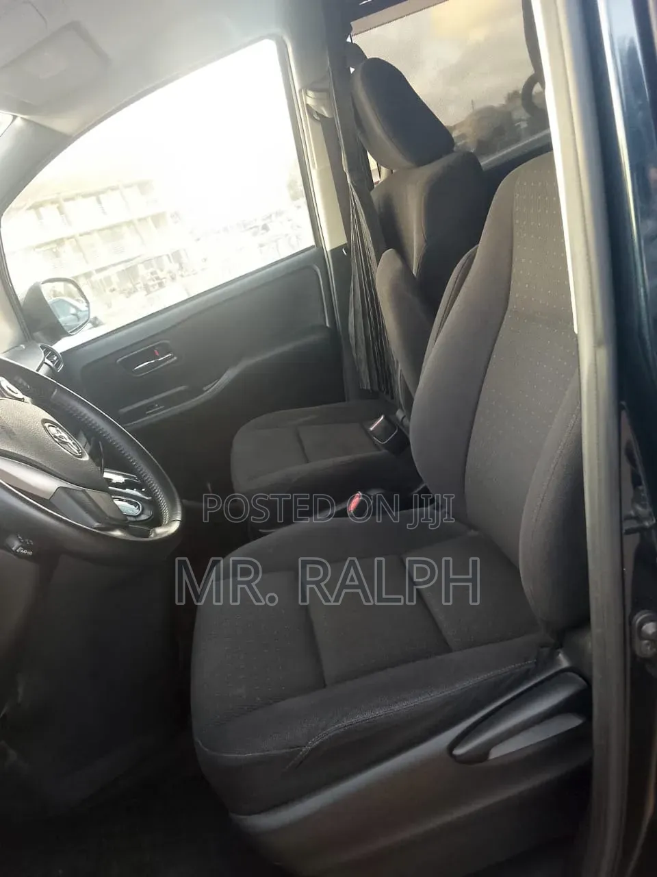 Toyota Voxy V 2WD 8-Seater 2015 Black