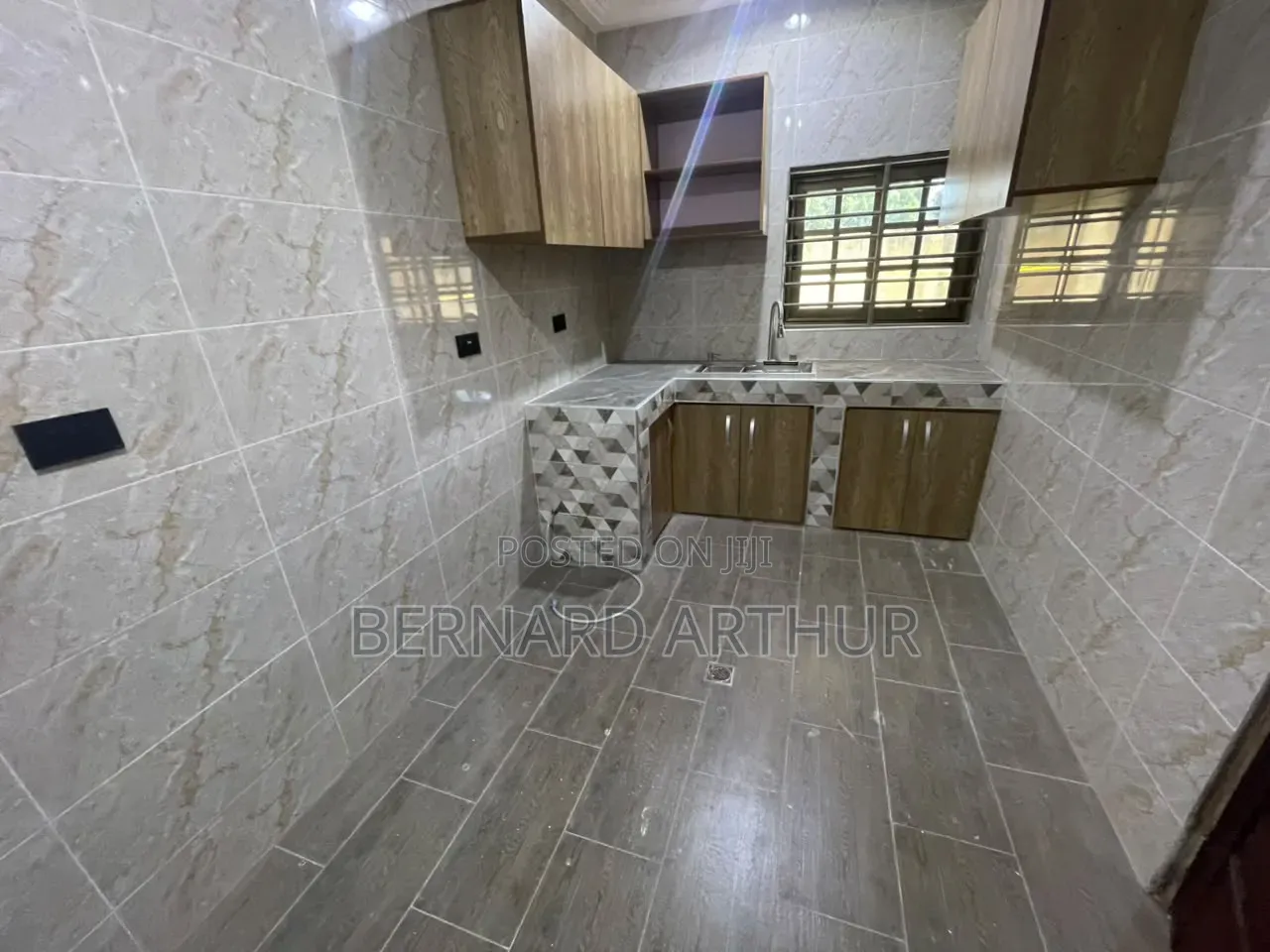 2bdrm Apartment in Bernard Agency, Manhean for rent