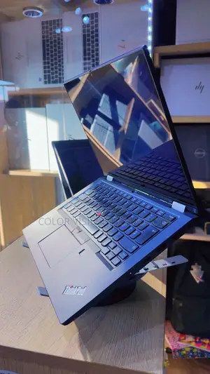 Laptop Lenovo ThinkPad L13 Yoga 8GB Intel Core i5 SSD 256GB