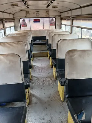 Tata Starbus Ultra Skool 1990 Orange