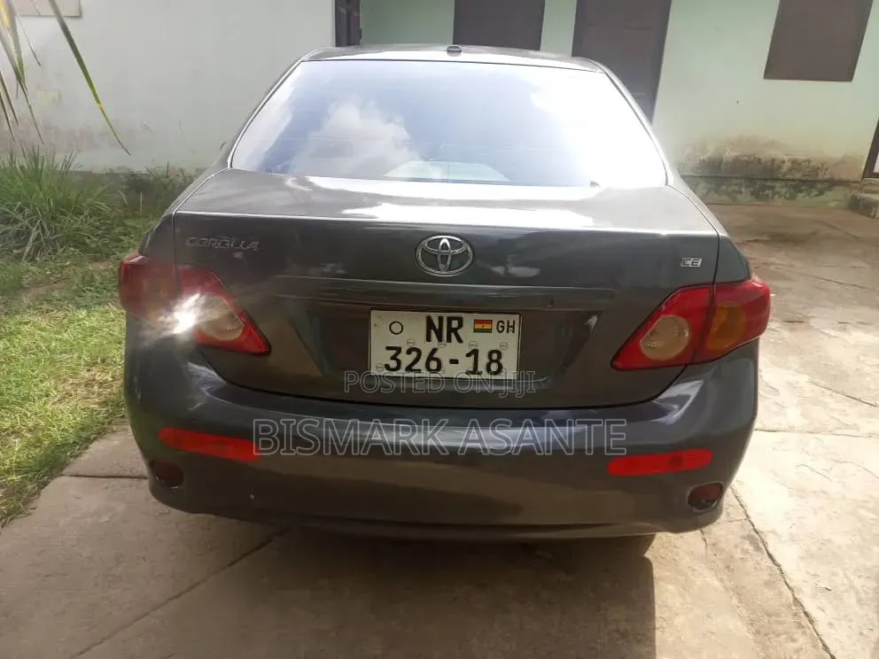 Toyota Corolla 2009 Gray
