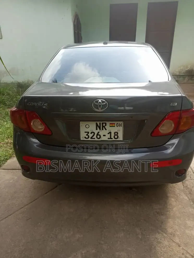 Toyota Corolla 2009 Gray