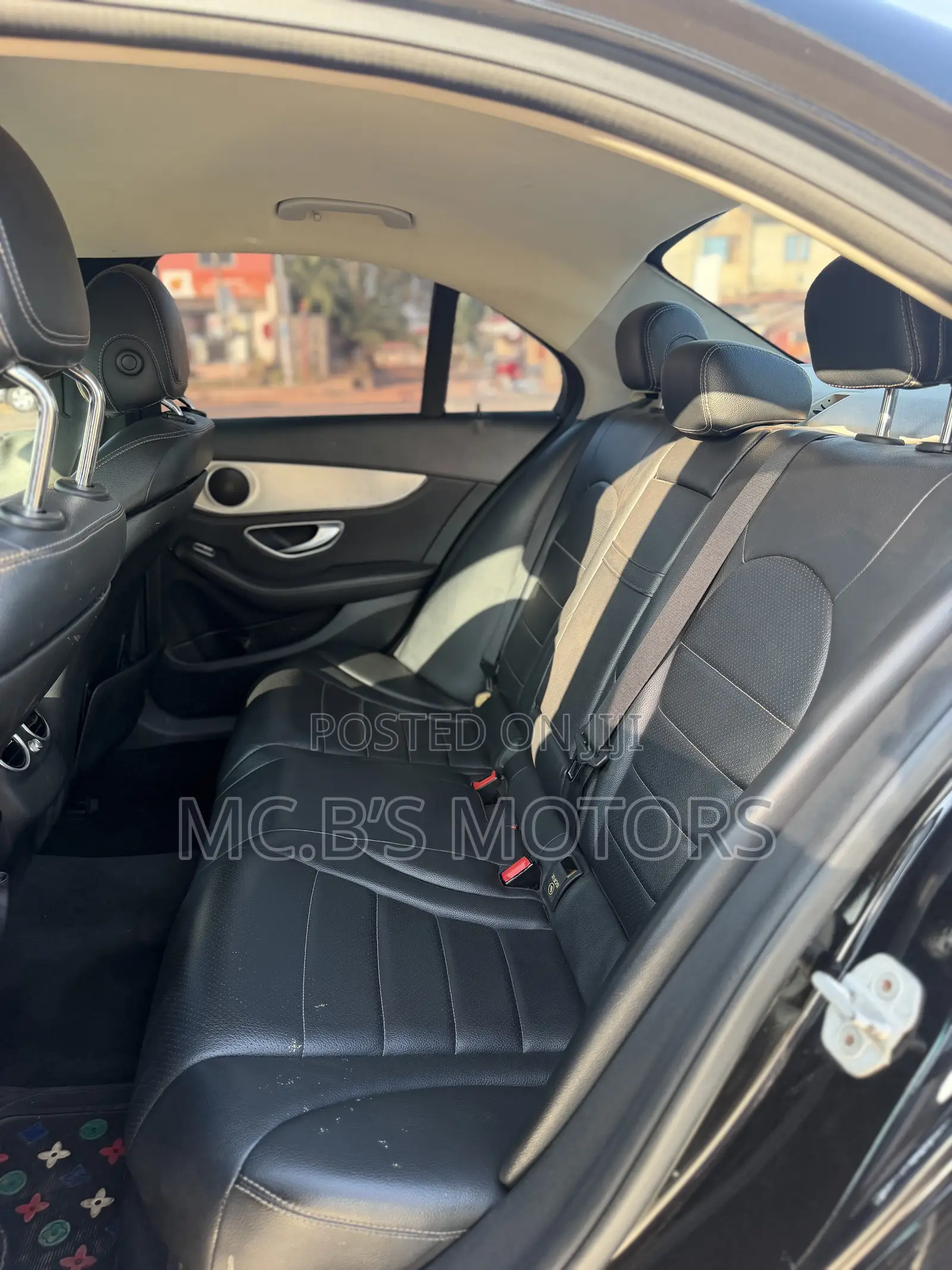 Mercedes-Benz C300 2016 Black
