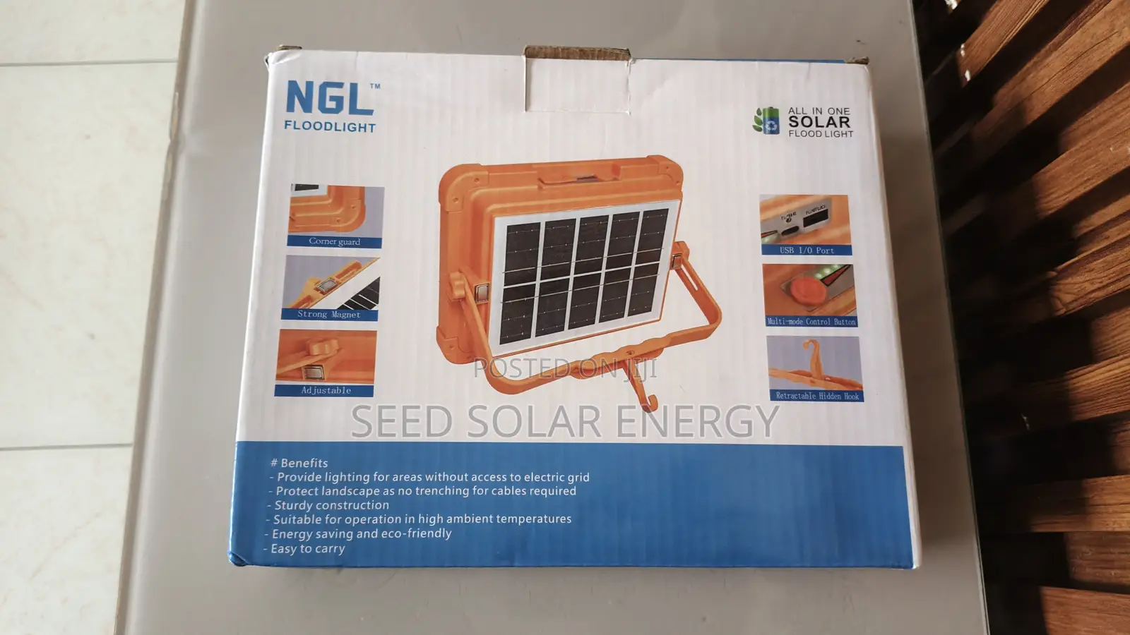 Solar Flood Light With Power Bank