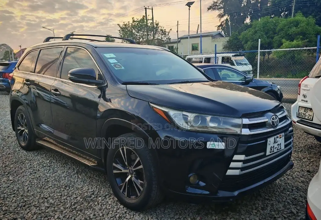 Toyota Highlander XLE 4dr SUV (3.5L 6cyl 6A) 2015 Black