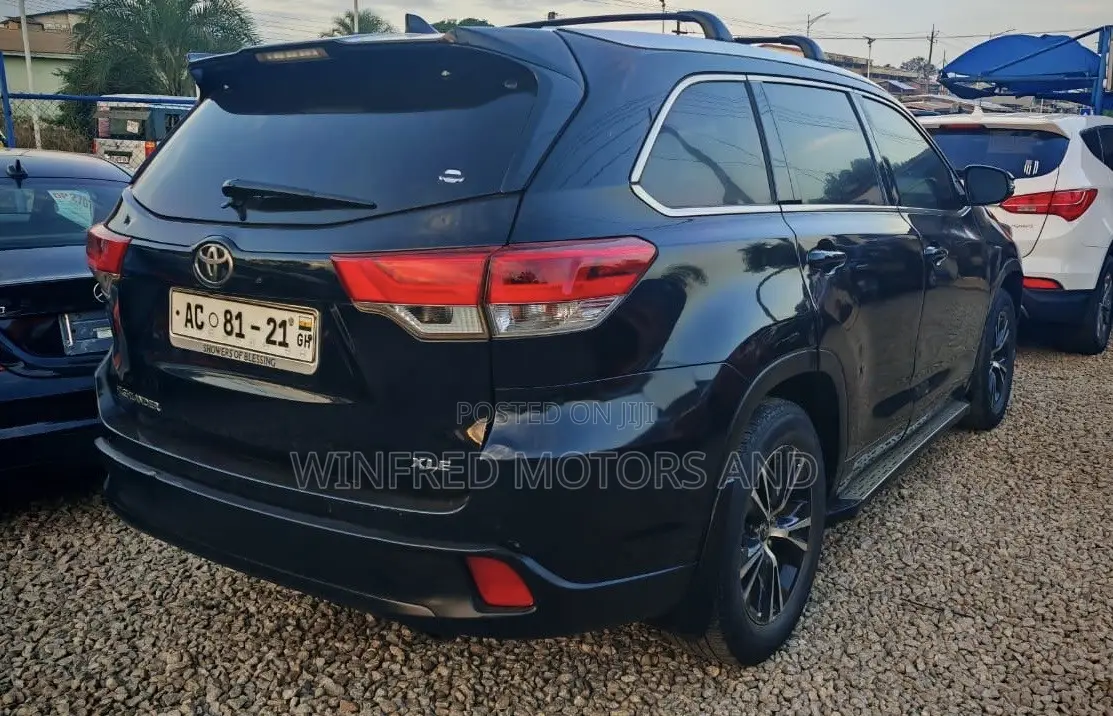 Toyota Highlander XLE 4dr SUV (3.5L 6cyl 6A) 2015 Black