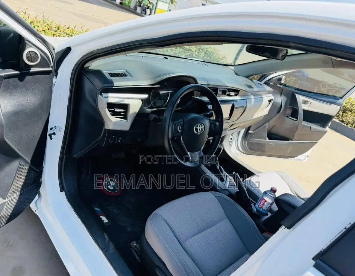 Toyota Corolla 2016 White