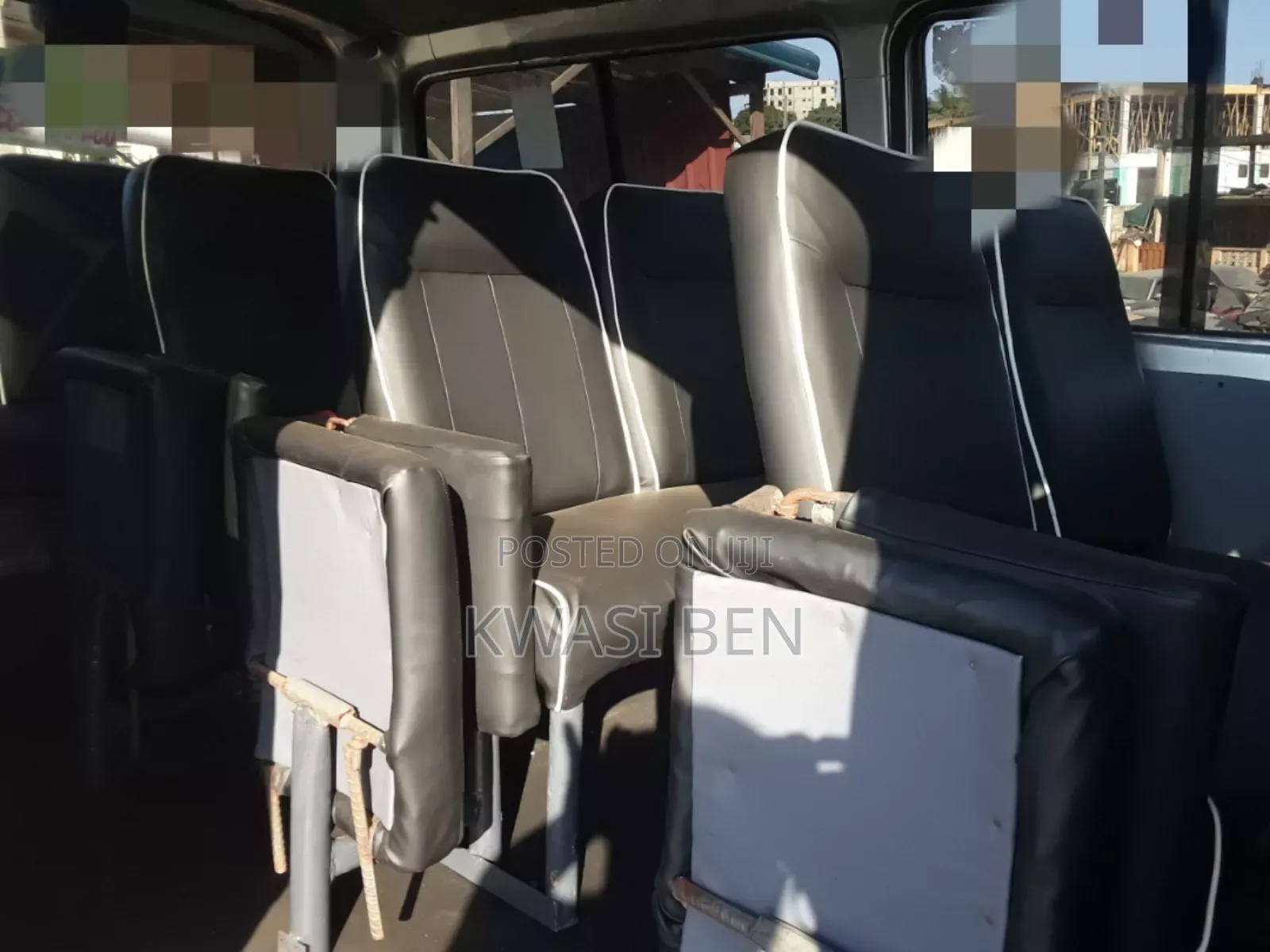 Toyota HiAce 2004 Grey