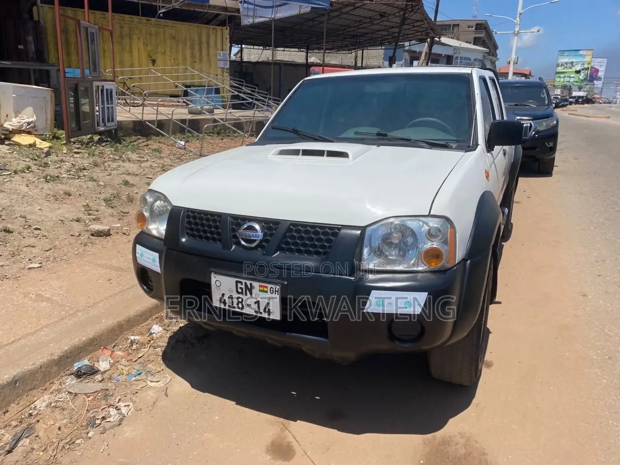 Nissan Hardbody 2014 White