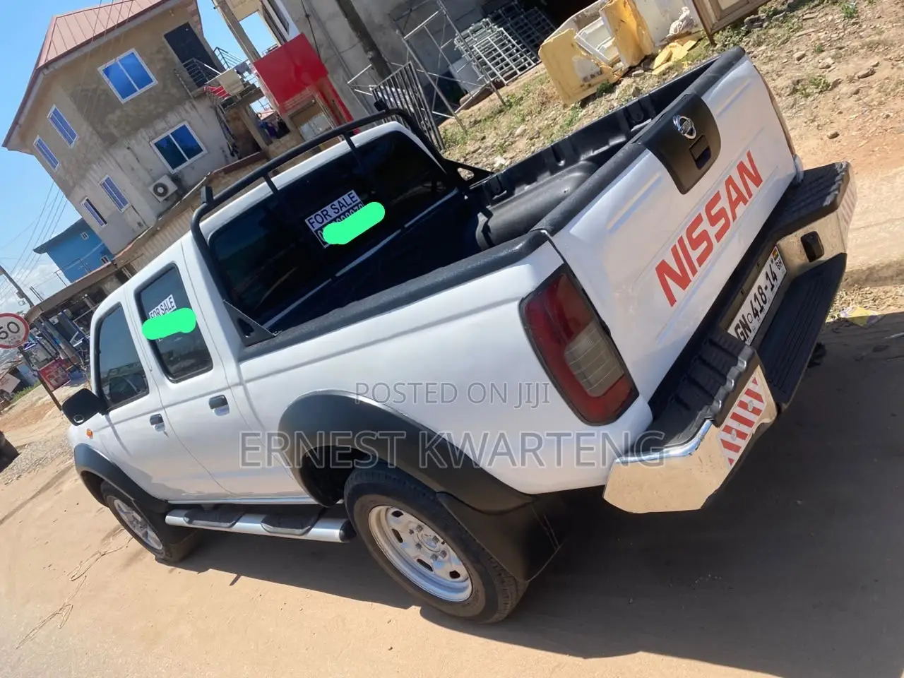 Nissan Hardbody 2014 White