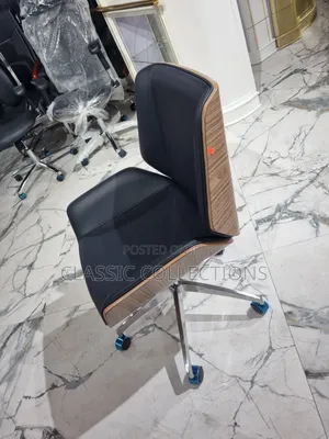 Modern Executive Desk Chair- Luxury