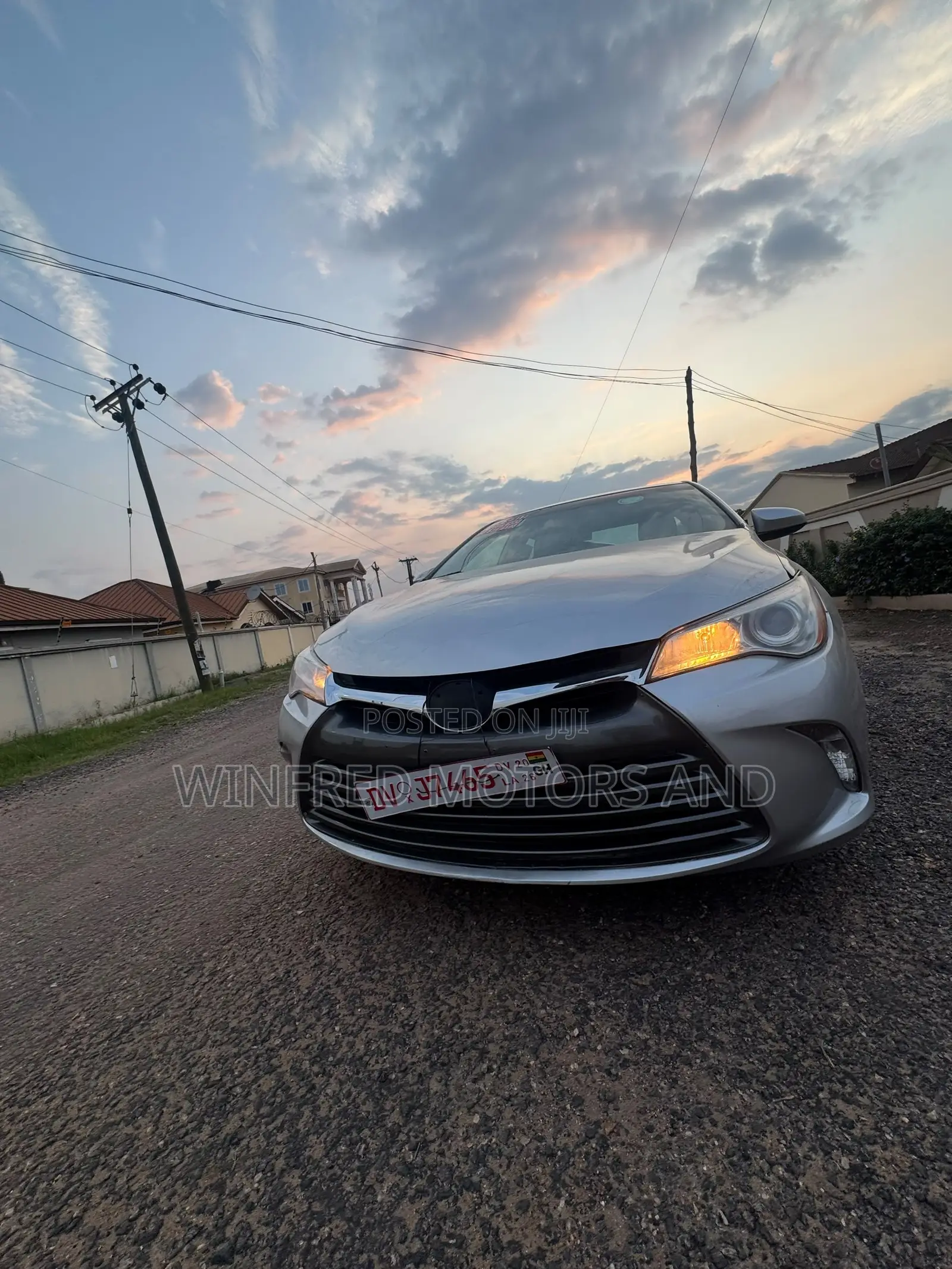 Toyota Camry LE 4dr Sedan (2.5L 4cyl 6A) 2015 Gray