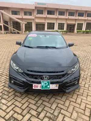 Honda Civic EX 4dr Hatchback (1.5L 4cyl) 2017 Black