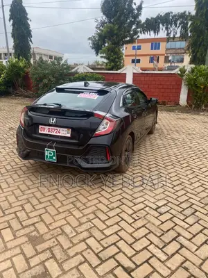 Honda Civic EX 4dr Hatchback (1.5L 4cyl) 2017 Black