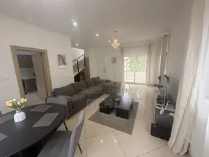 Furnished 3bdrm House in The Greens Estate, Community 25 for rent