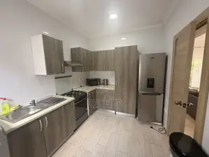 Furnished 3bdrm House in The Greens Estate, Community 25 for rent