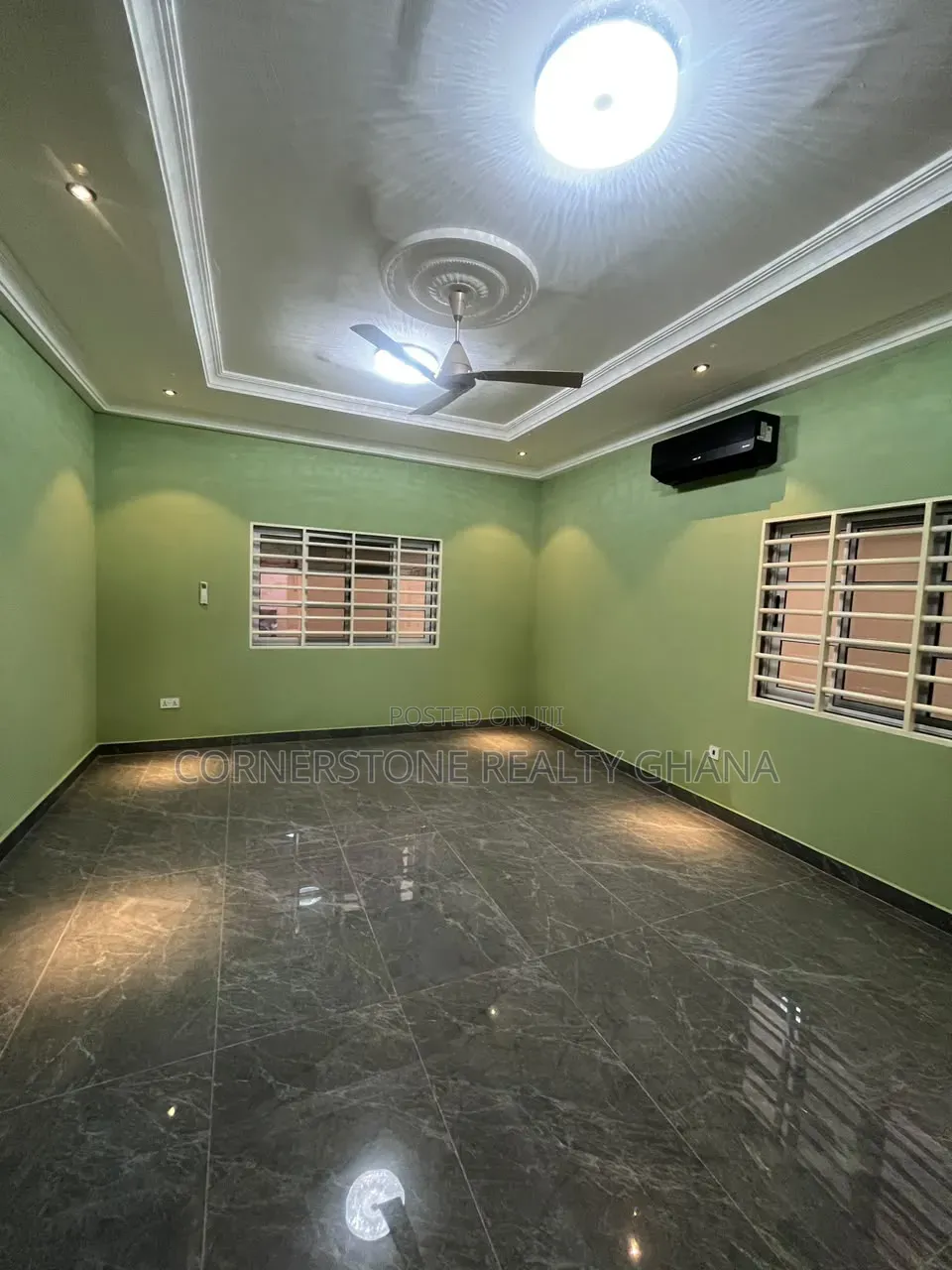 5bdrm House in Ghana Flag for rent