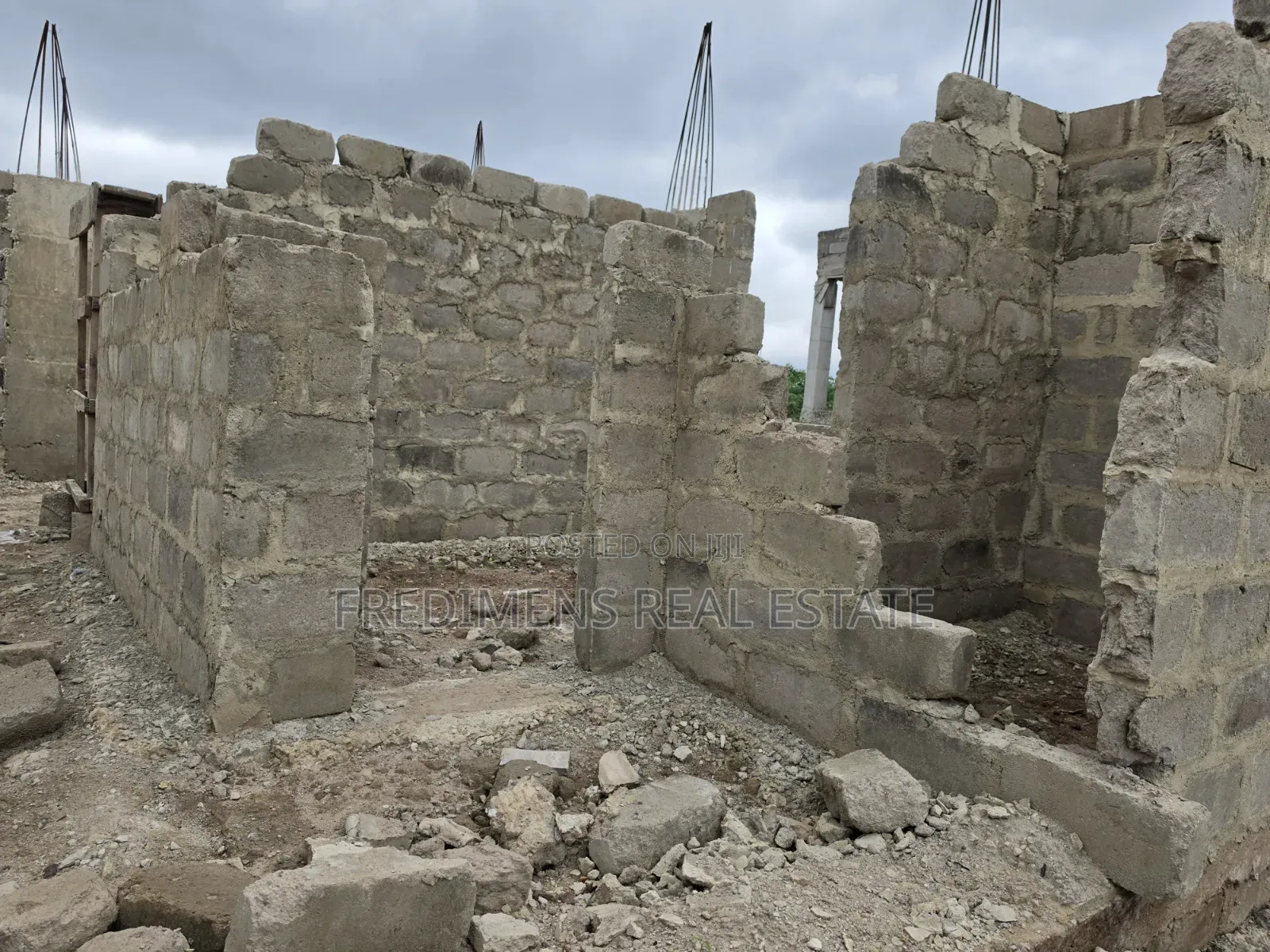 4bdrm House in Fredimens Real, Afigya-Kwabre for Sale