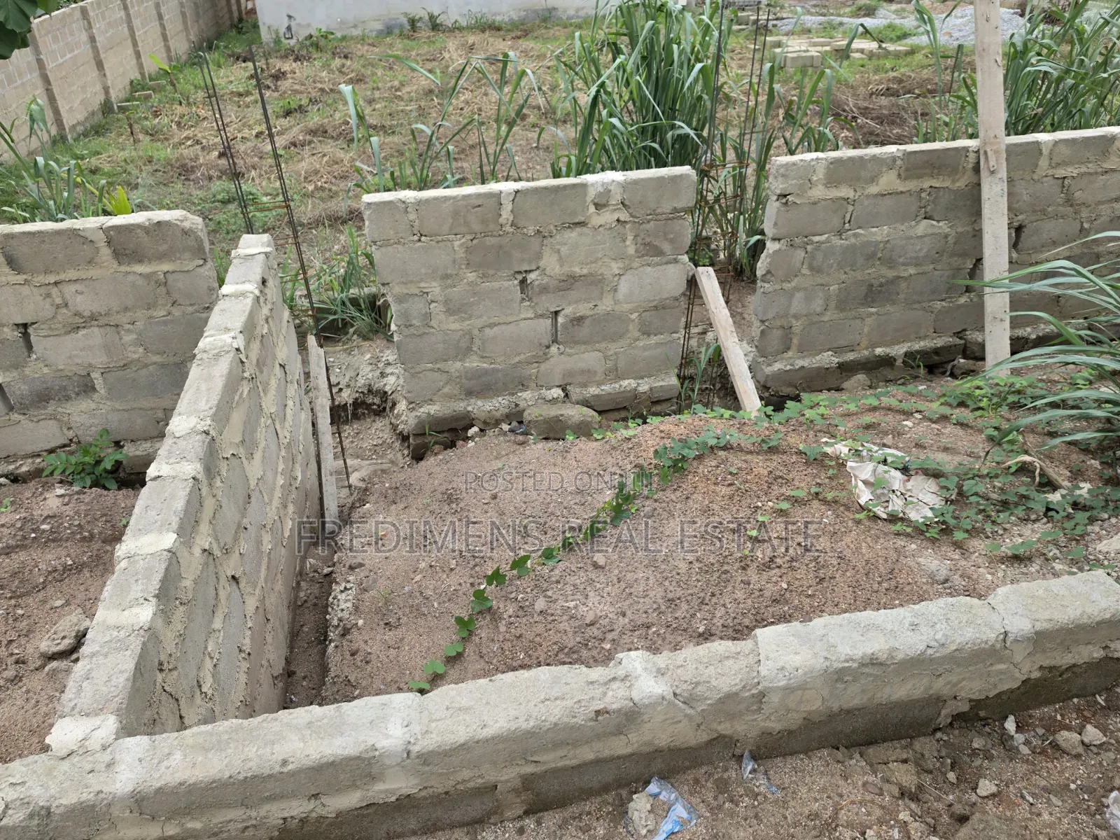 4bdrm House in Fredimens Real, Afigya-Kwabre for Sale