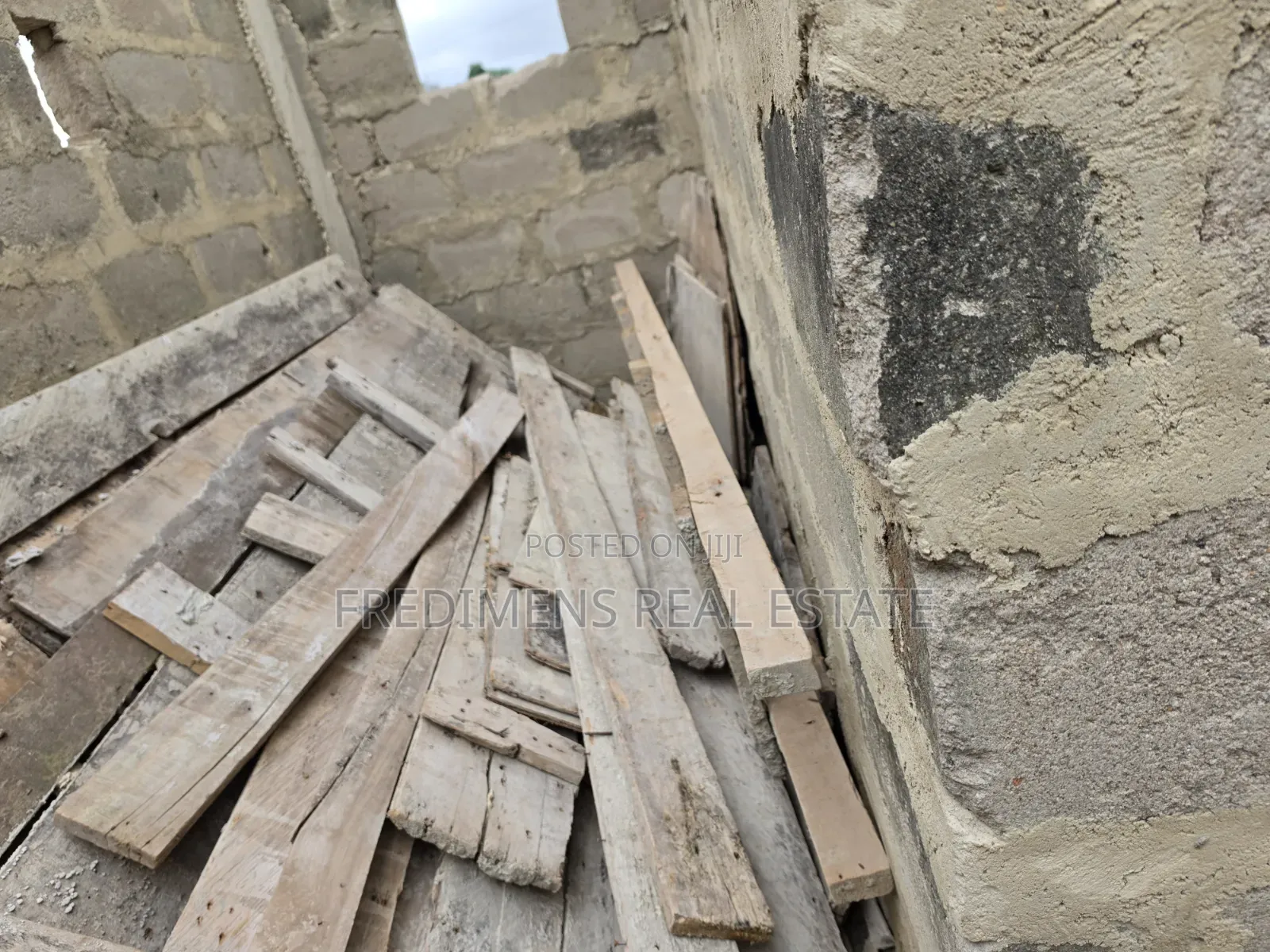 4bdrm House in Fredimens Real, Afigya-Kwabre for Sale