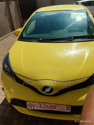 Toyota Vitz 1.3 AWD 5dr 2015 Yellow