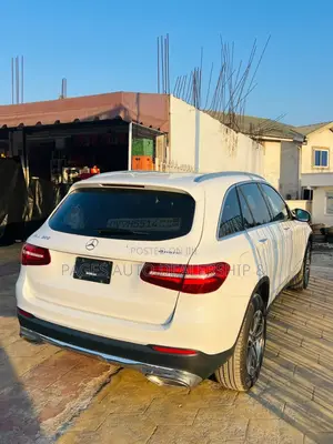 Mercedes-Benz GLC-Class 2019 White