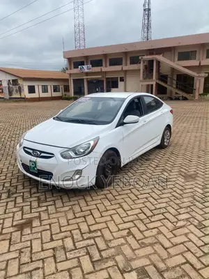 Hyundai Accent SE Sedan 2016 White
