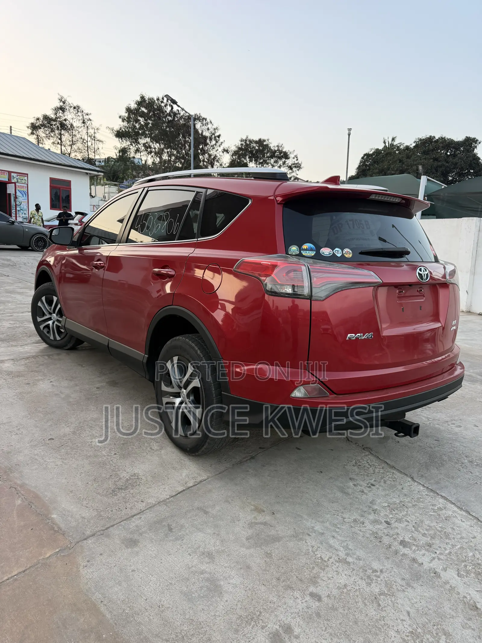 Toyota RAV4 LE AWD (2.5L 4cyl 6A) 2016 Red