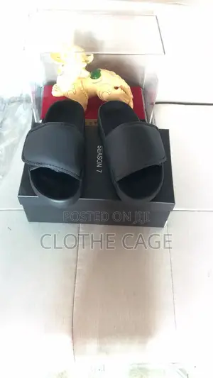 Yeezy Season 7