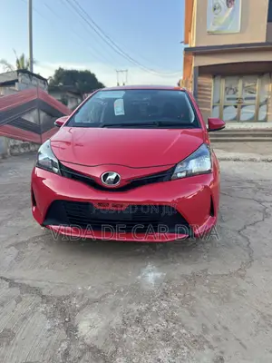 Toyota Vitz 1.3 AWD 5dr 2015 Red