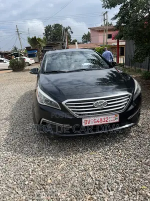 Hyundai Sonata SE 4dr Sedan (2.4L 4cyl 6A) 2015 Black