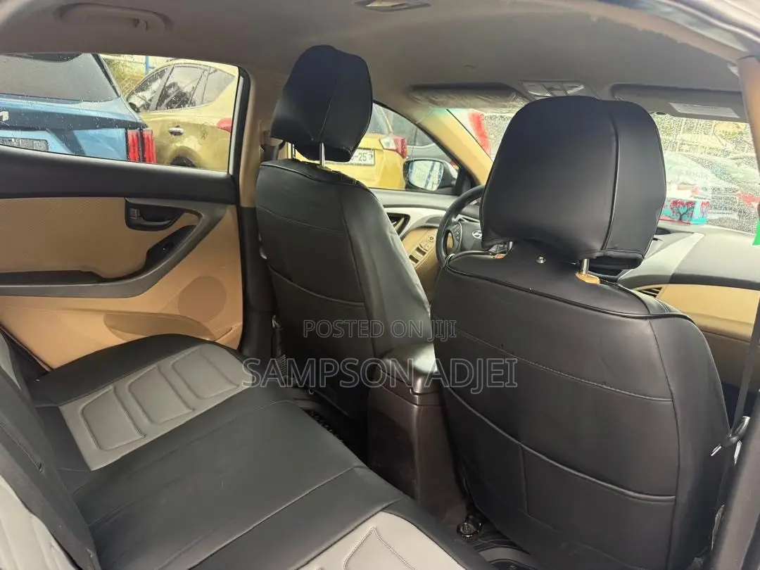 Hyundai Elantra 2013 White