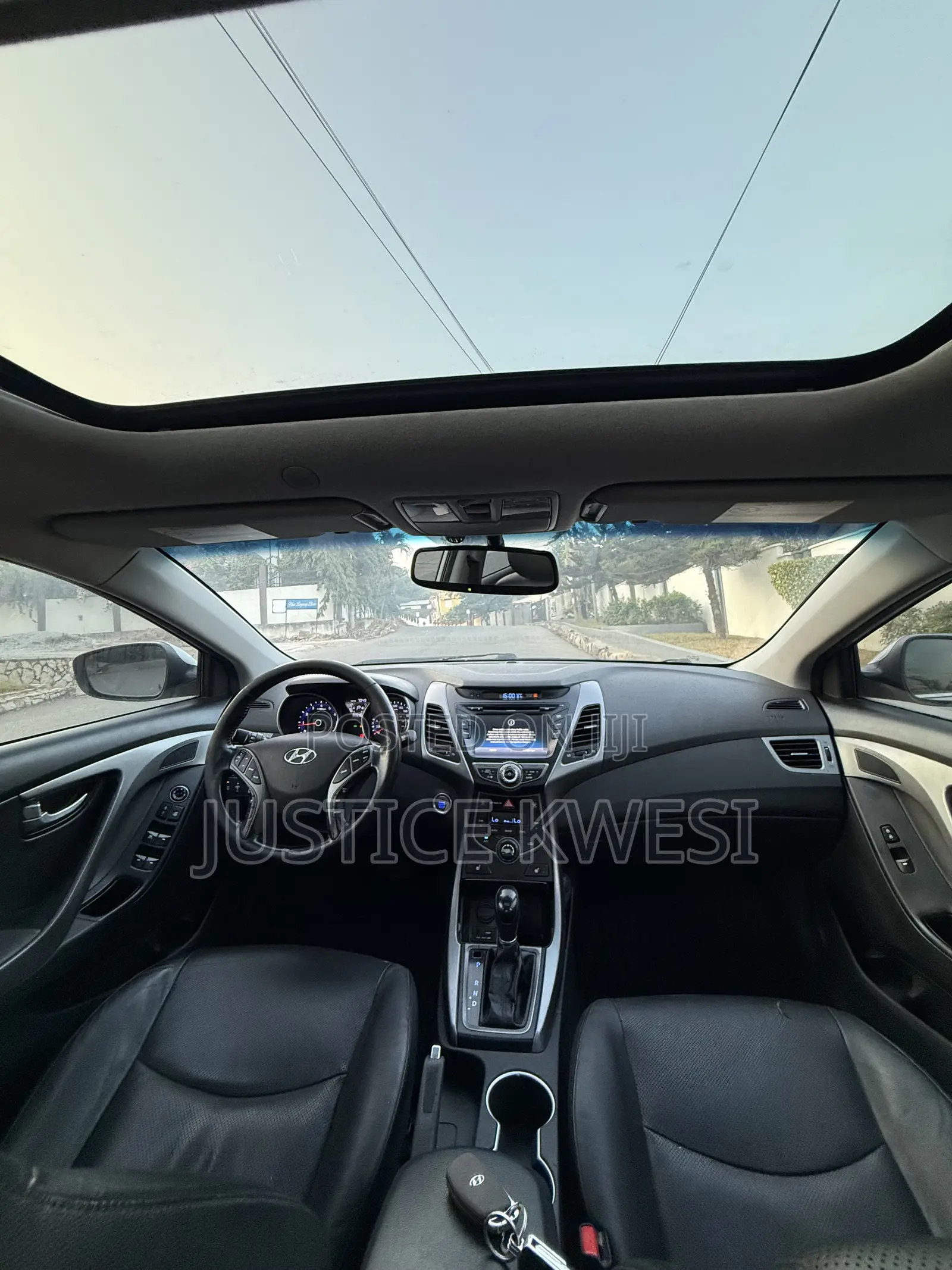 Hyundai Elantra Limited Sedan FWD (1.8L 4cyl 6A) 2013 Silver