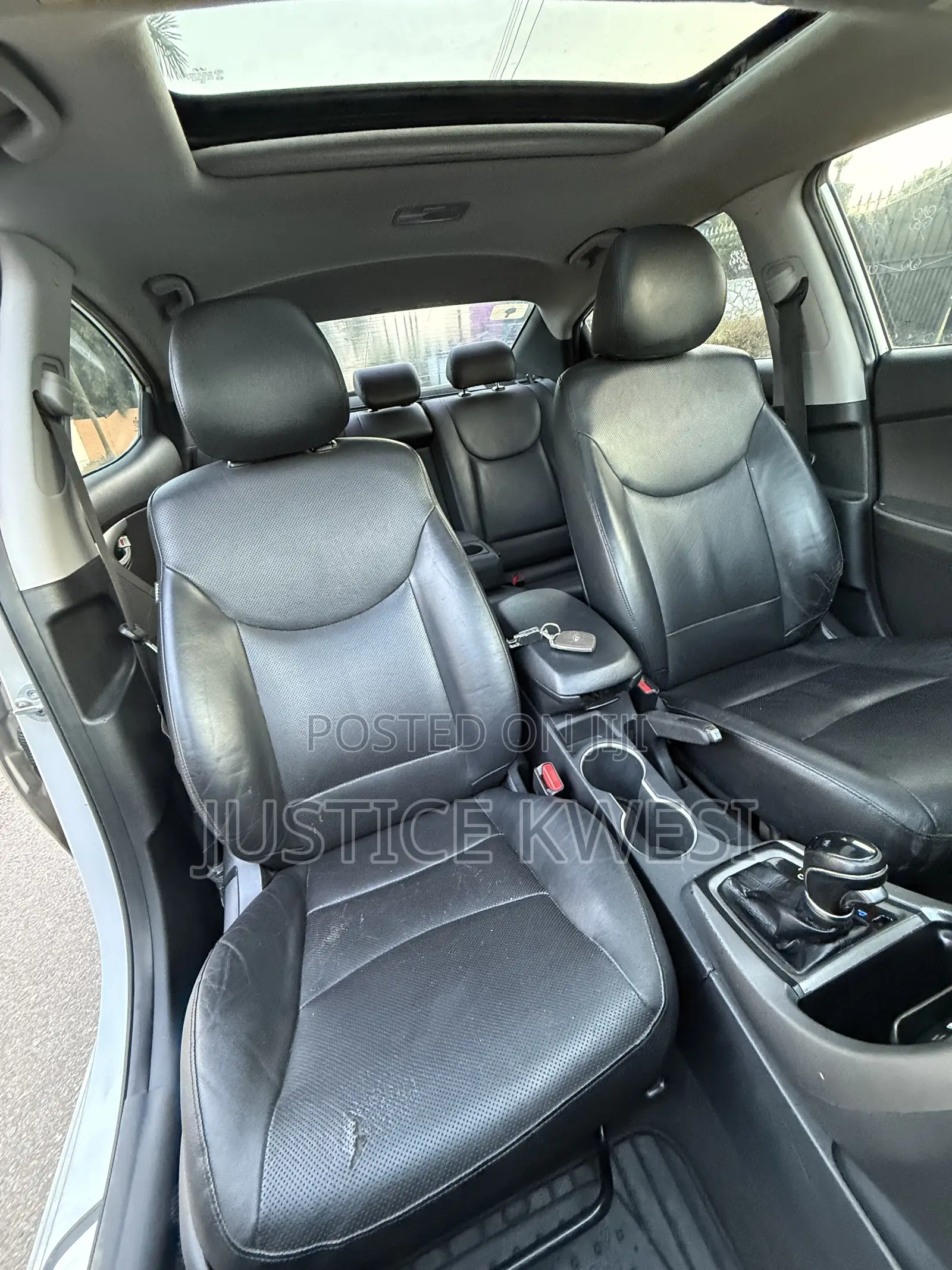 Hyundai Elantra Limited Sedan FWD (1.8L 4cyl 6A) 2013 Silver