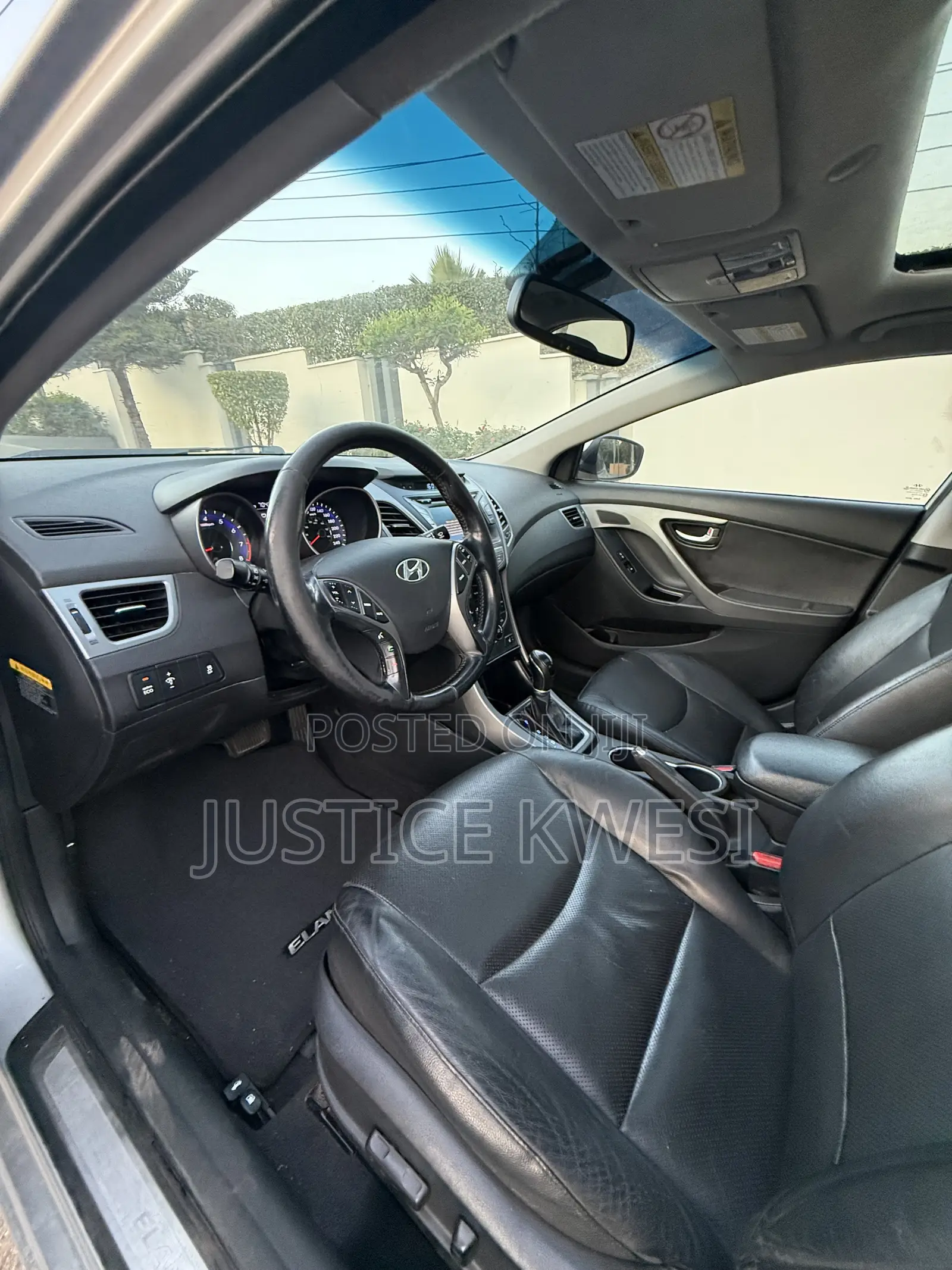 Hyundai Elantra Limited Sedan FWD (1.8L 4cyl 6A) 2013 Silver