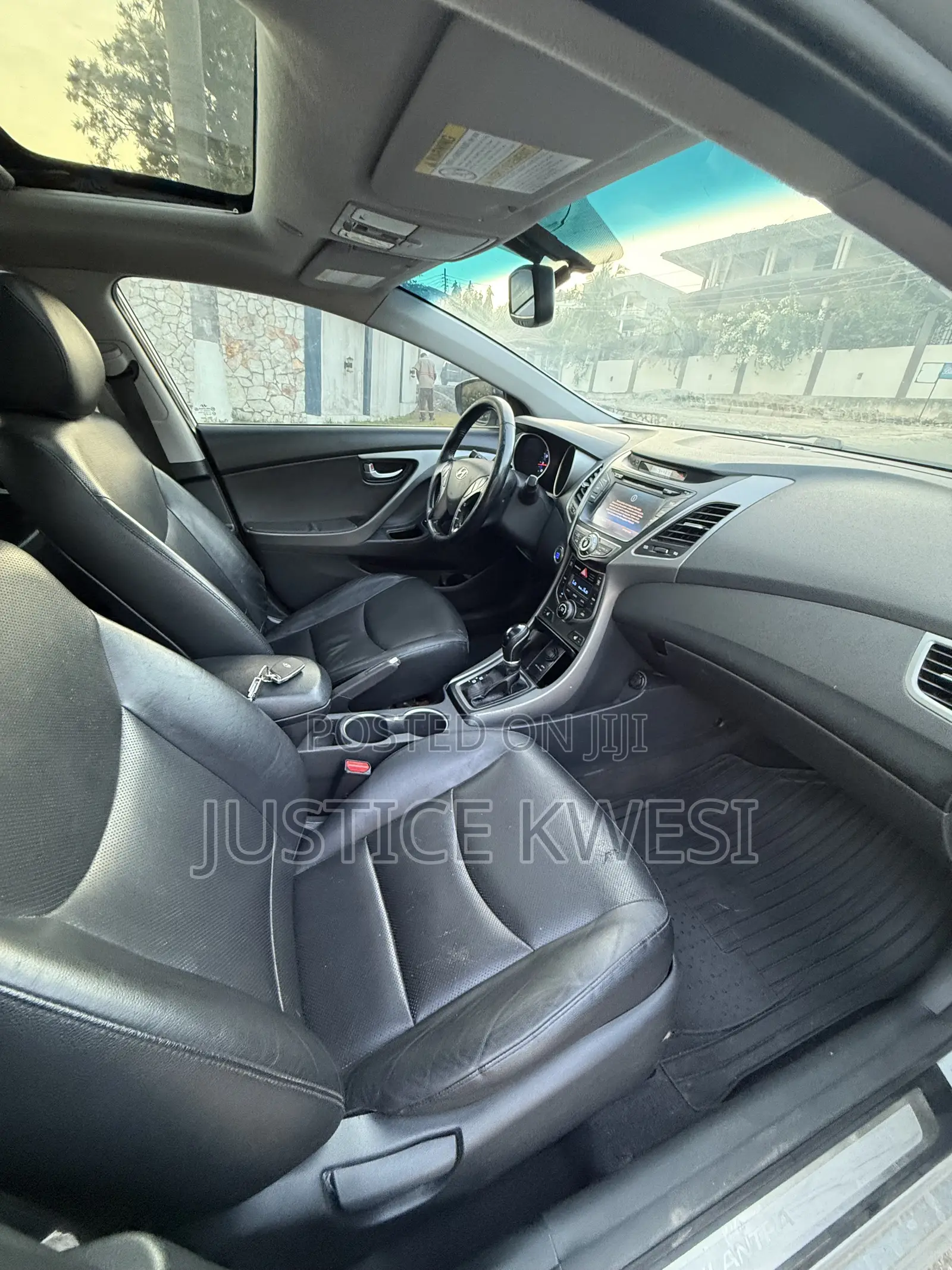 Hyundai Elantra Limited Sedan FWD (1.8L 4cyl 6A) 2013 Silver