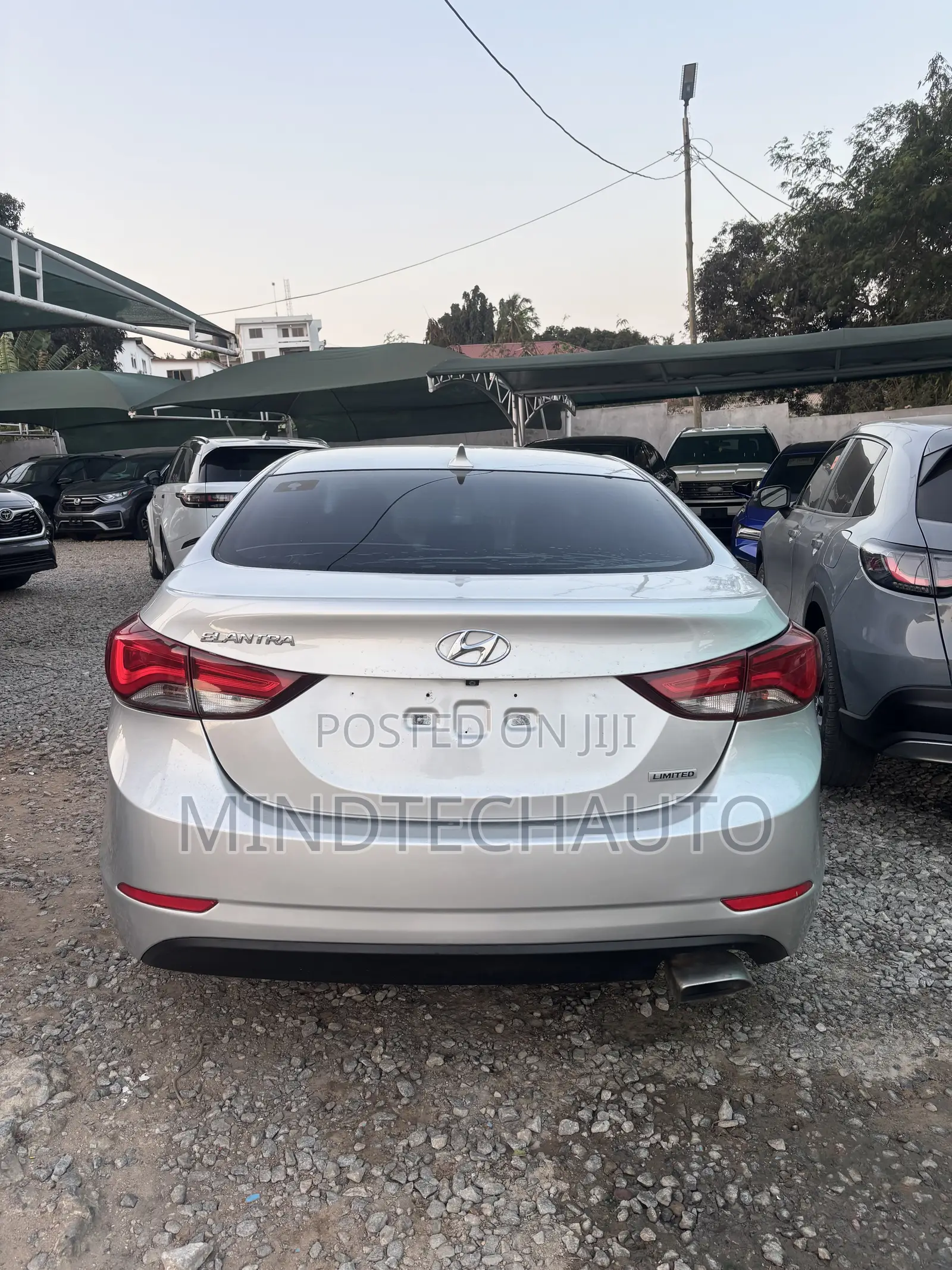 Hyundai Elantra Limited PZEV 4dr Sedan (1.8L 4cyl 6A) 2014 Silver