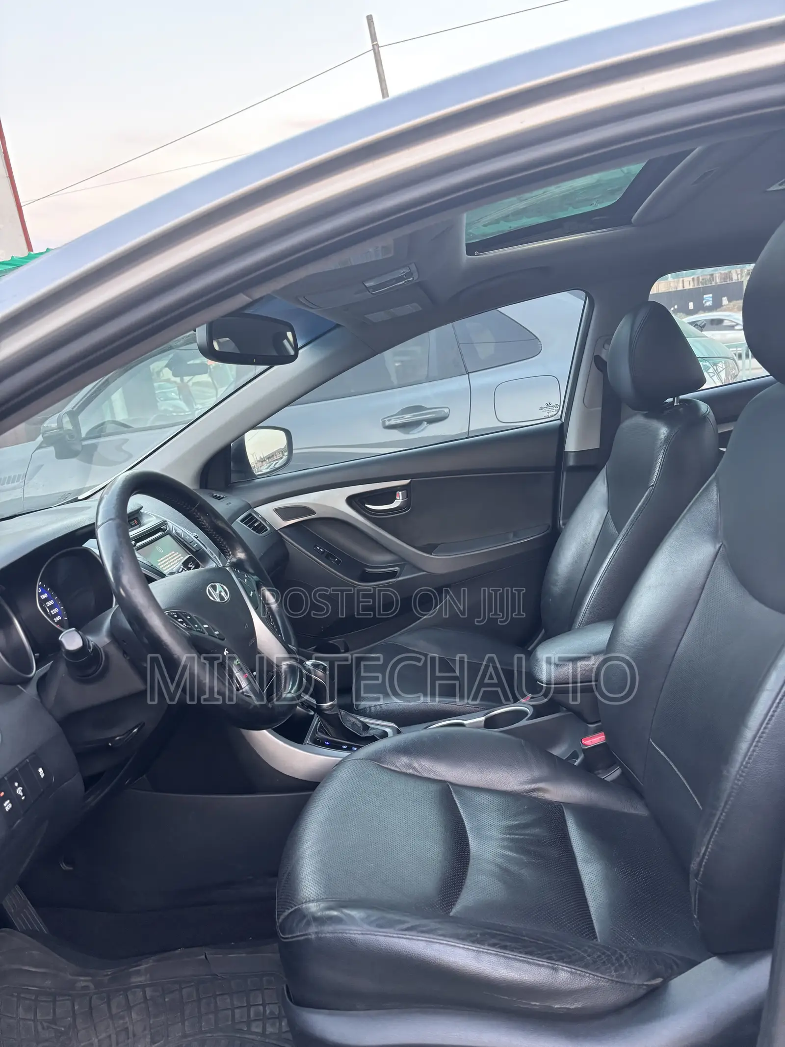 Hyundai Elantra Limited PZEV 4dr Sedan (1.8L 4cyl 6A) 2014 Silver