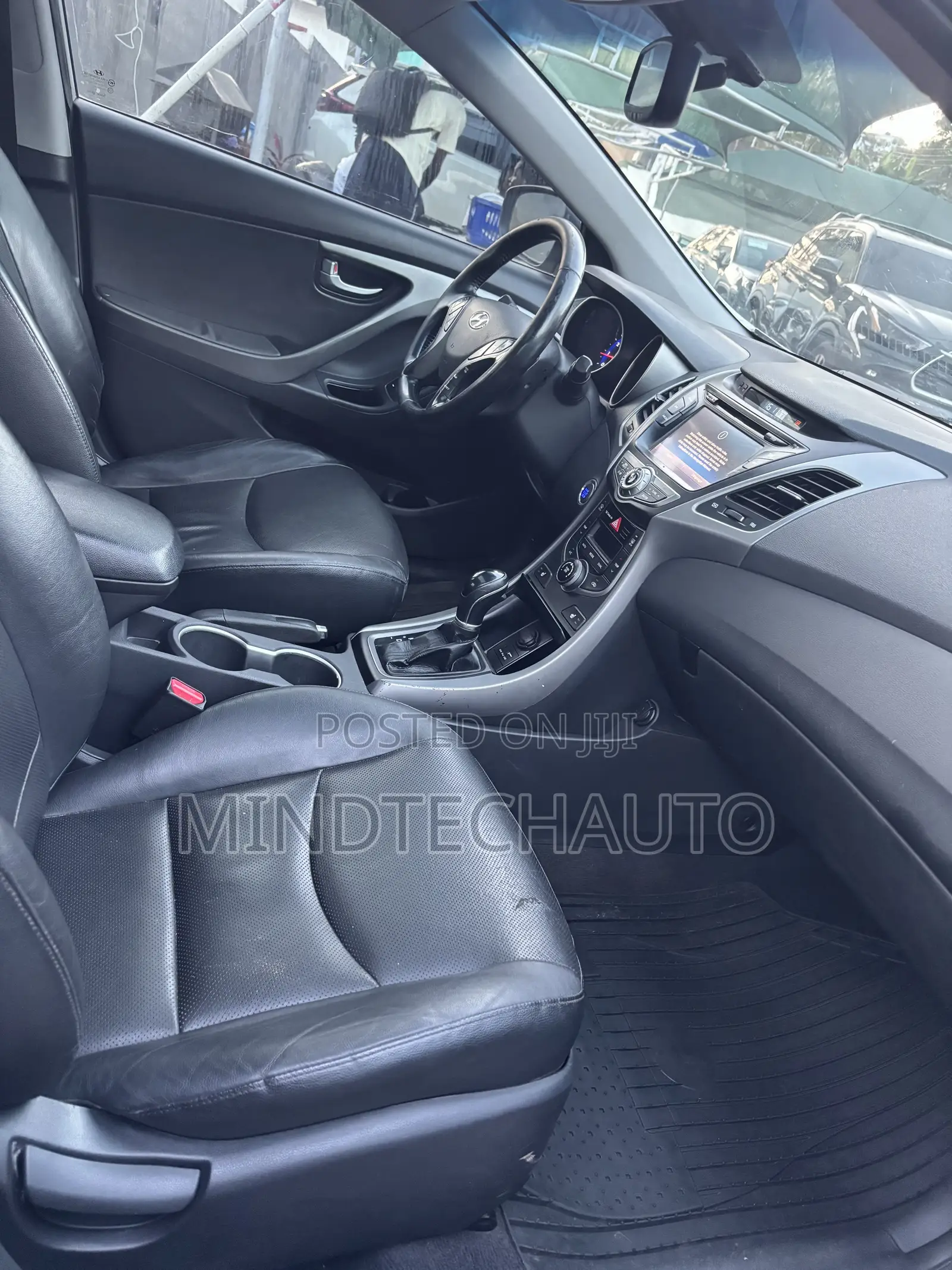 Hyundai Elantra Limited PZEV 4dr Sedan (1.8L 4cyl 6A) 2014 Silver