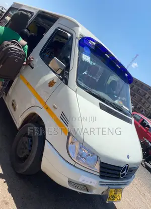 Mercedes-Benz Sprinter 2003 White