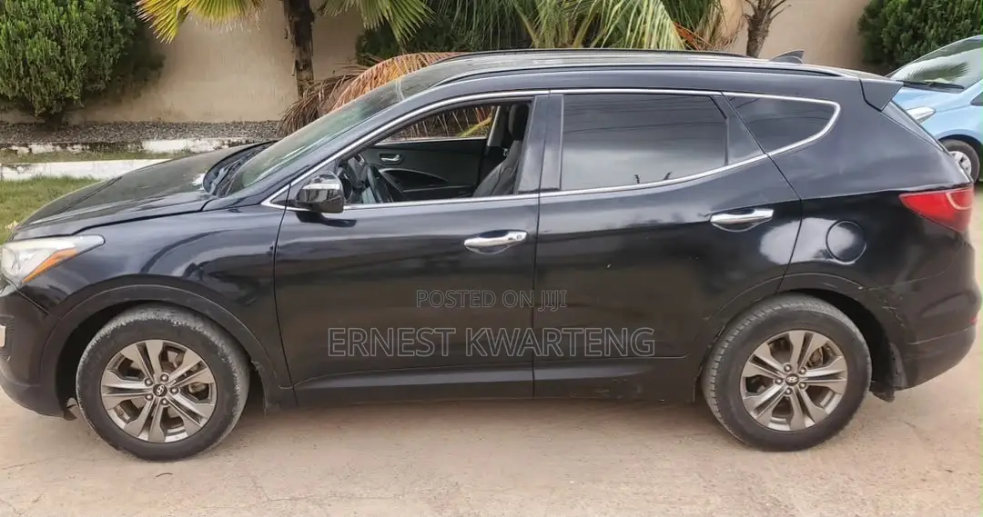 Hyundai Santa Fe 2015 Black