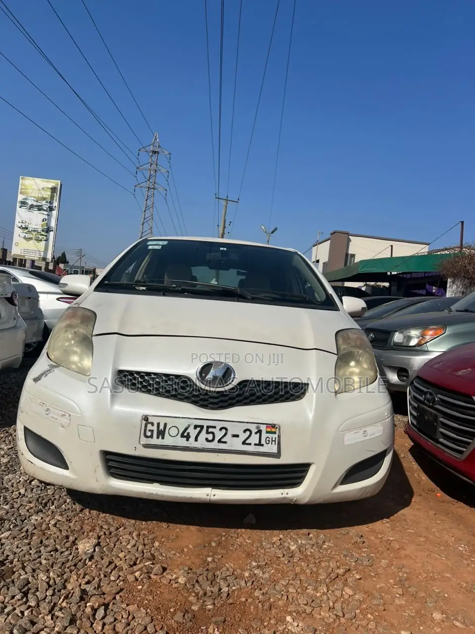 Toyota Vitz 2010 White