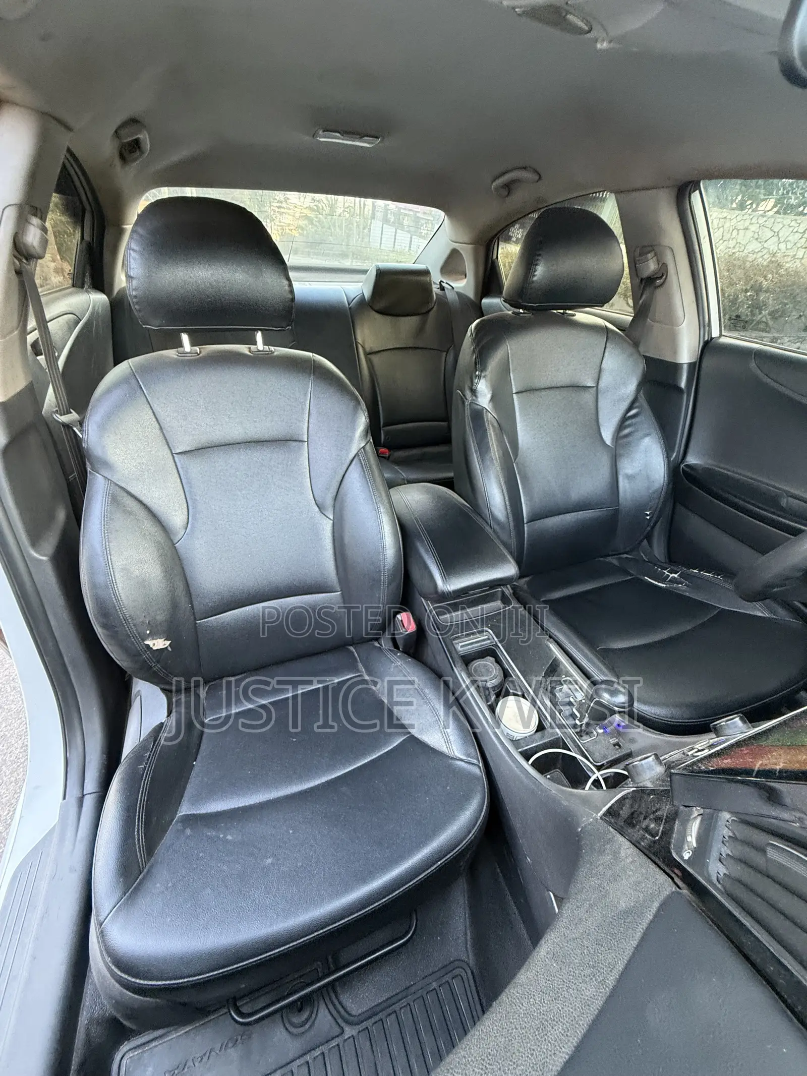 Hyundai Sonata GLS Sedan FWD (2.4L 4cyl 6A) 2011 Silver