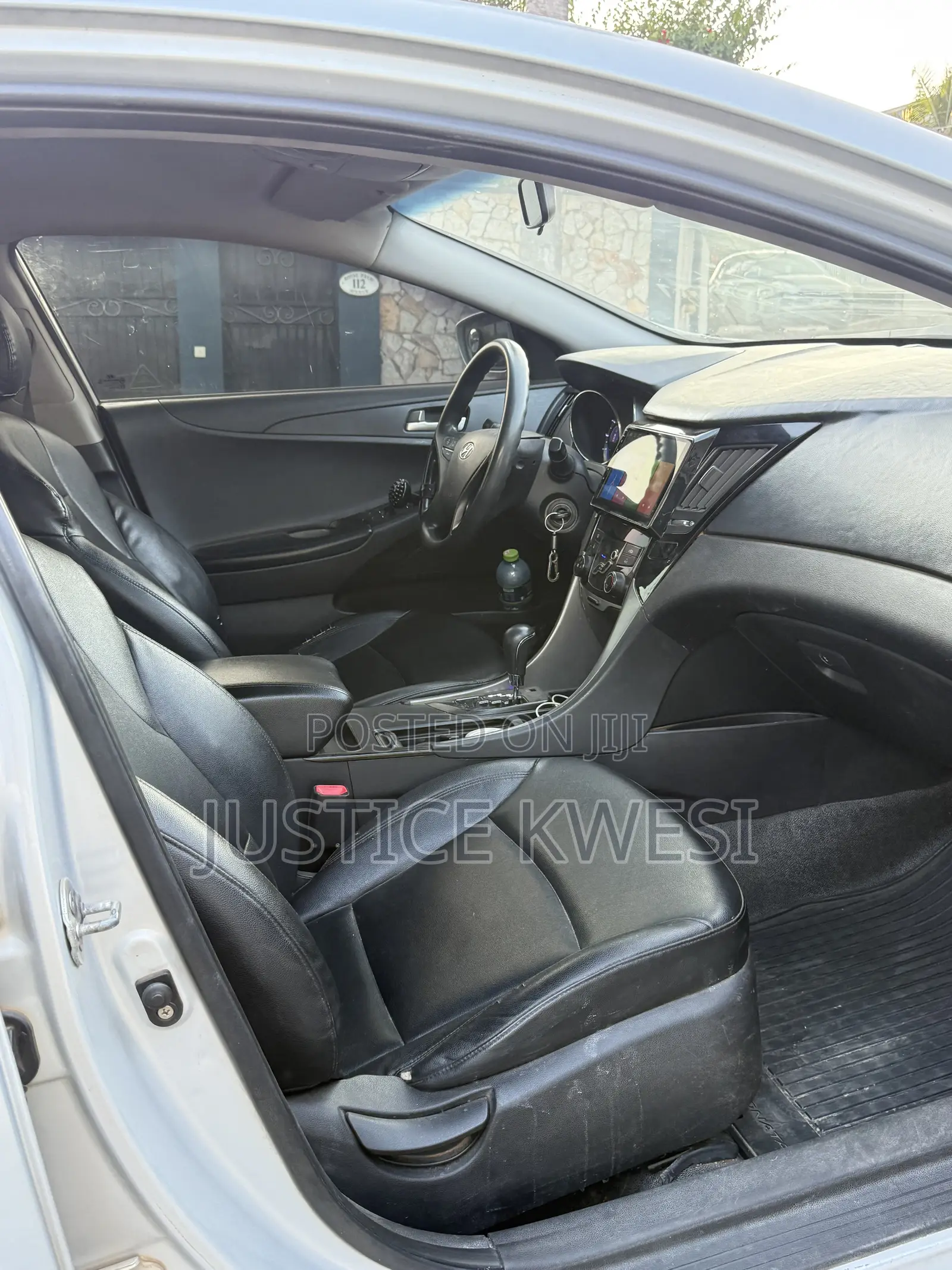 Hyundai Sonata GLS Sedan FWD (2.4L 4cyl 6A) 2011 Silver