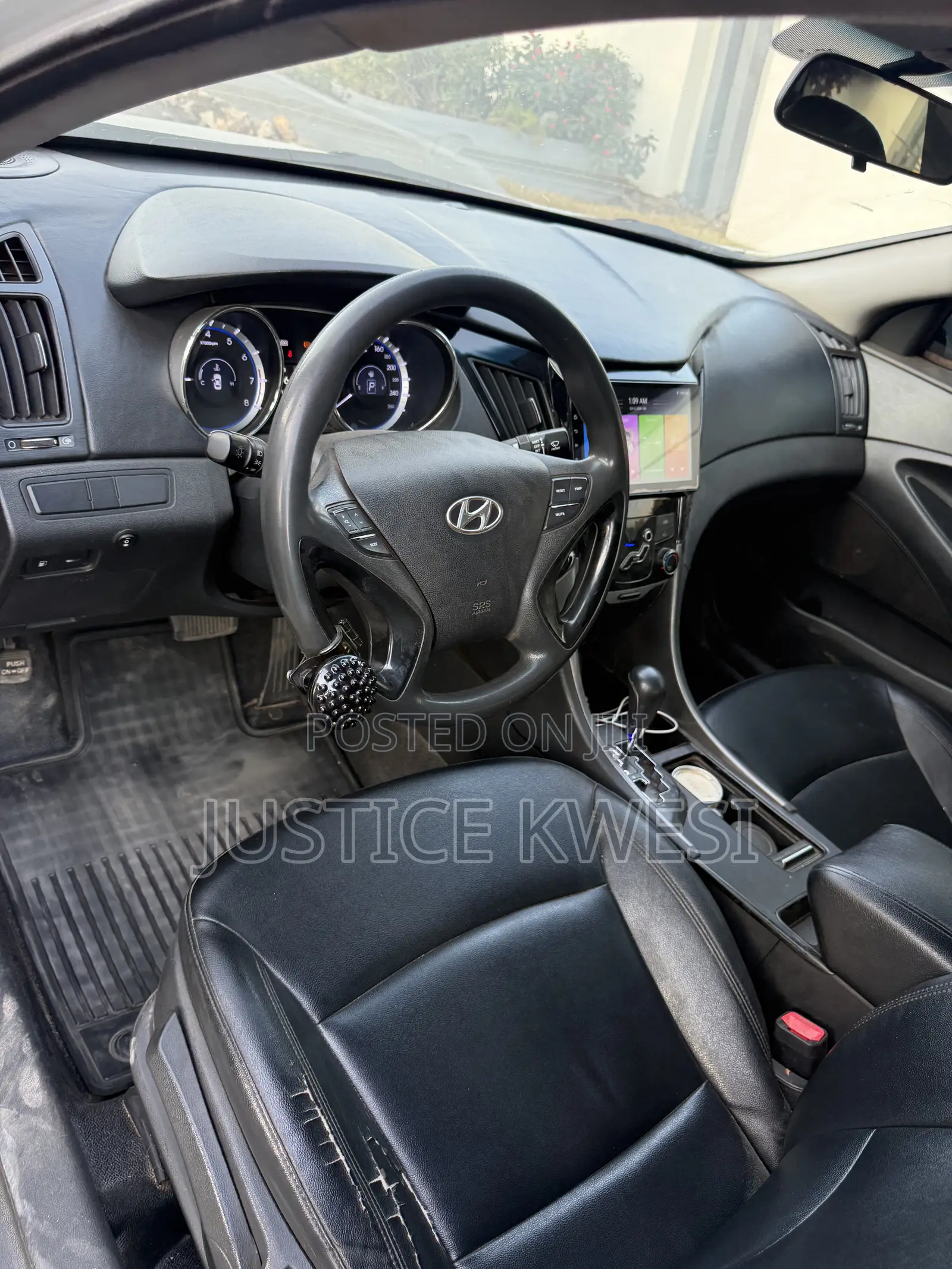 Hyundai Sonata GLS Sedan FWD (2.4L 4cyl 6A) 2011 Silver