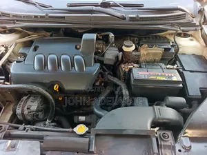 Nissan Sentra 2011 Silver