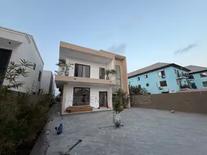 4bdrm House in Charclem Ventures, Ashaley Botwe for sale